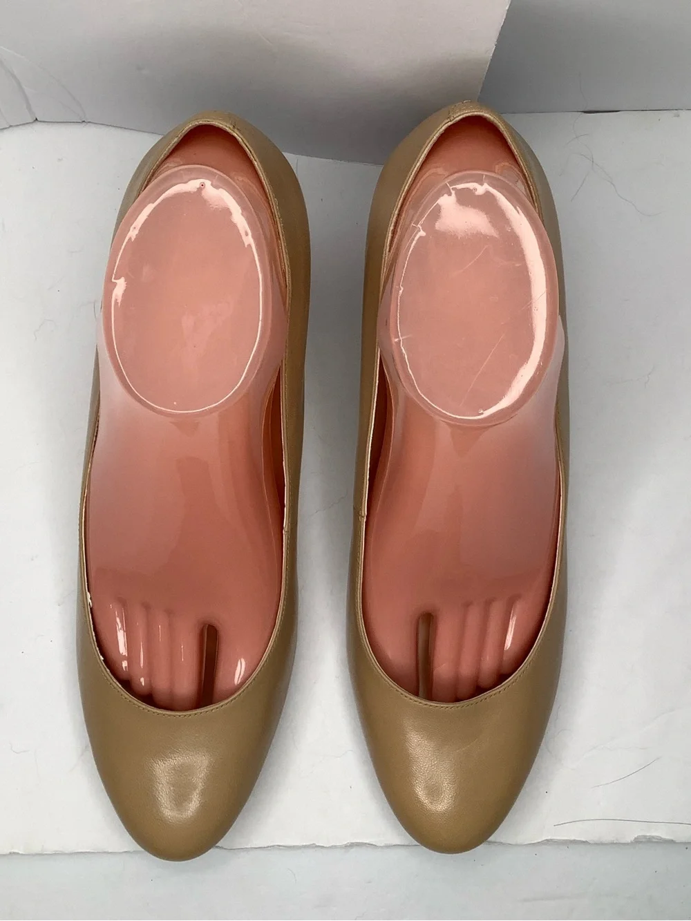 Cole Haan Beige Leather Stacked Heel Women’s Pumps Sz 10B Business Quiet Luxury
